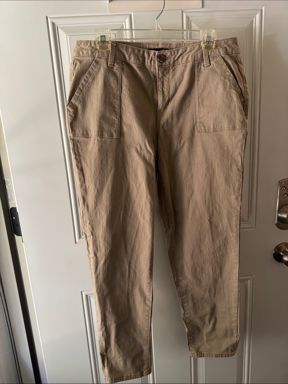 1822 Denim Straight-Leg Tan Jeans women’s